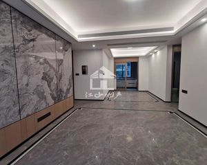 建发五象印月 4房2厅360万