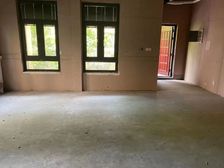 1名门壹品类独栋别墅 上下5层适用空间大 前后院 毛坯送车位