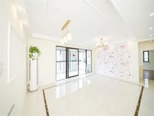 尊域雅苑横厅大四房,好楼层,业主诚心卖!