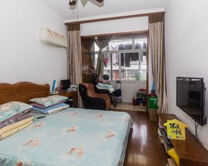 小河路 小面积总价低 房东诚心出售,看房方便