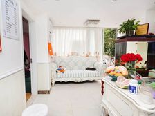 金沙湖板 块纯边套大两房 低总价清爽装修诚卖