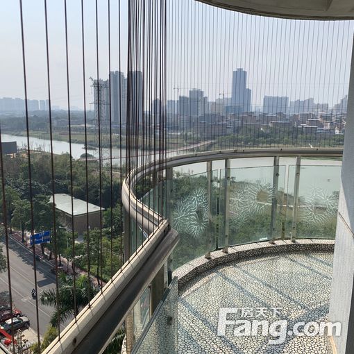 包车位 钥匙看房 南北通透 盛天尚都 4室2厅 精装修