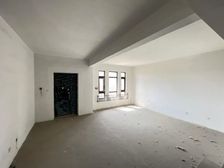 正南维维龙湖湾4室2厅精装修