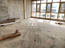 广西法官学院生活区 6房2厅90万