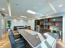 三元桥 霄云中心378平 425平 精装带家具 24空调