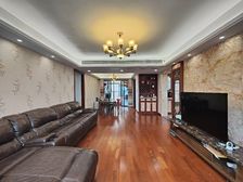 南北通透华发四季4室2厅精装修