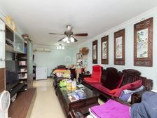 双南户型+景观楼层+诚意出售+售价见面可大谈!