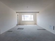 智谷学校最近书包房 四室劳斯莱斯户型