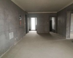 YD 中海嘉境毛坯三房南北通透采光好送产权车位有钥匙随时看房