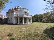 枫丹白露独栋别墅出售 3亩地大花园 双车库 有地下室