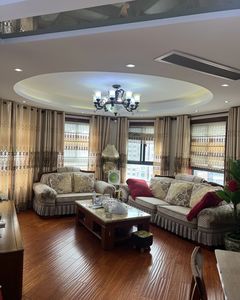 保亿丽景英郡3室2厅2卫南朝向220.0万元/套出售
