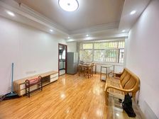 读小北 电梯三房 证过五 停车方便 生活方便 近