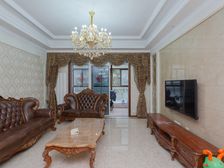 正南蓝鼎滨湖假日枫丹园3室2厅精装修