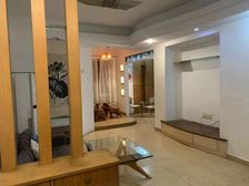 红盾大厦 3 房 103.83 方 繁华地段 交通便利