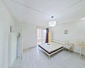 东四环四惠地铁一号线、格局好一梯两户、安静舒适、满五年低首付