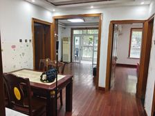 大众春盛苑 82平2居 南北向简装修 自住保养好 诚意出售