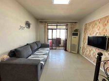 时代华庭 五楼带阁楼 露台 标准两室 性价比高