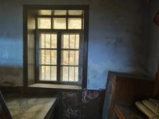 独门独院可翻新可翻盖土地使用约300平带仓房带院子带菜园