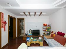 少有房源 三房全朝南 已加装好电梯,还送大露台