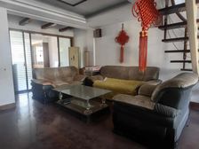 清川佳园4室2厅2卫南朝向215.0万元/套出售