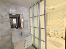 剑桥公馆2房南精装真实好房