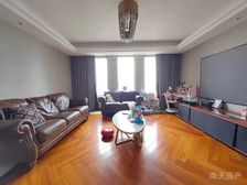 东外滩花园 全新豪装200万 新颖 258平 670万!