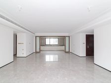 中间楼层 10楼 欢迎预约看房 万科新都会 4室2厅 精装修