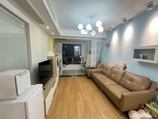 中哲时尚城3室2厅1卫南朝向160.0万元/套出售