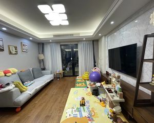 望春佳苑3室2厅2卫南朝向279.0万元/套出售