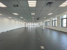 国企新楼直租含票丨园区环境好丨配备班车丨车位充足