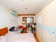 龙州小区,新出南北非顶大二房,楼层好,近15号x,有钥匙好看