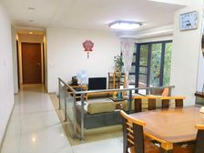 岭南新世界 中层4房 安静看花园 业主急售 看中可商量