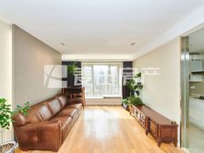 正南冠城大通澜石2室2厅精装修