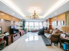 金隅国际3室2厅精装修