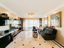 圣馨大地2室2厅精装修