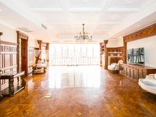 南北通透滨河花园4室2厅豪华装修