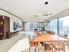 南北通透红玺台4室2厅豪华装修