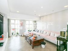 ºÍÇÇÀö¾§4ÊÒ2Ìü¾«×°ÐÞ