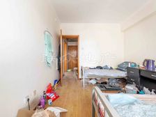 康颐园 4室2厅 普装