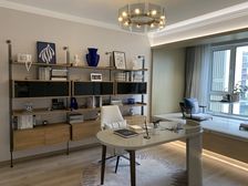 集中供暖 私家电梯 锦悦府上叠 180平 上下两层360万