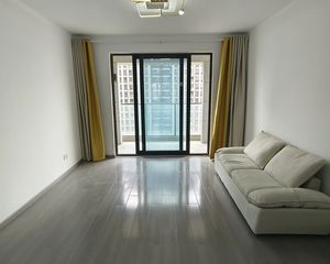 中国铁建青秀澜湾3室2厅1卫南朝向350.0万元/套出售