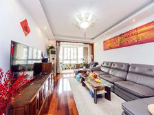 金门·银杏苑3室2厅.中间楼层.全明户型.满五.三开间朝南