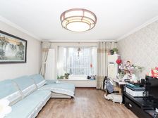 环球影城附近 电梯南北两居室 户型方正 诚意出售!