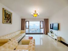 带飘窗,大平层,小区中心位置,精装修,景观房