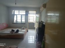 芙蓉增福堂3楼55平2.1厅低价出售