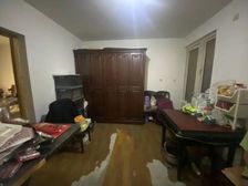 华师1校旁,主推荐,可改两房,满五年勿税,随时看房,