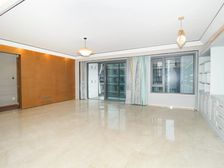 融创信达政务壹号 4室2厅 精装修 南北通透 户型方正