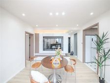 内环内商品房·电梯景观楼层,北面全江景,看房密码锁!业主急售