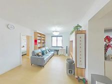 西边套全明南北户型,50万全新精装修,房东诚售,价可谈