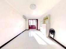 精装两居室,南北双阳台,户型方正